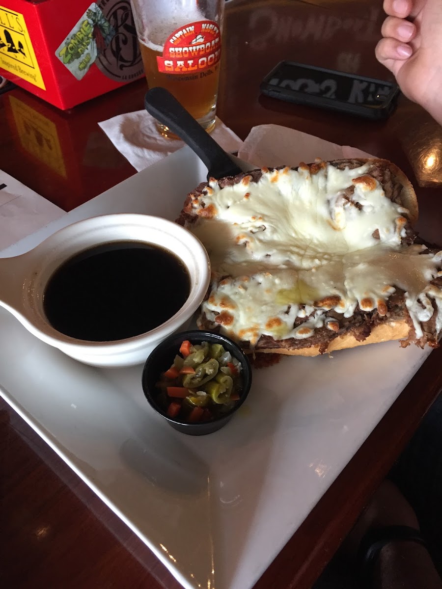 Tug's Kitchen At Showboat Saloon Food Photo - Tug's Kitchen At Showboat Saloon Bar & Grill in Wisconsin Dells, WI