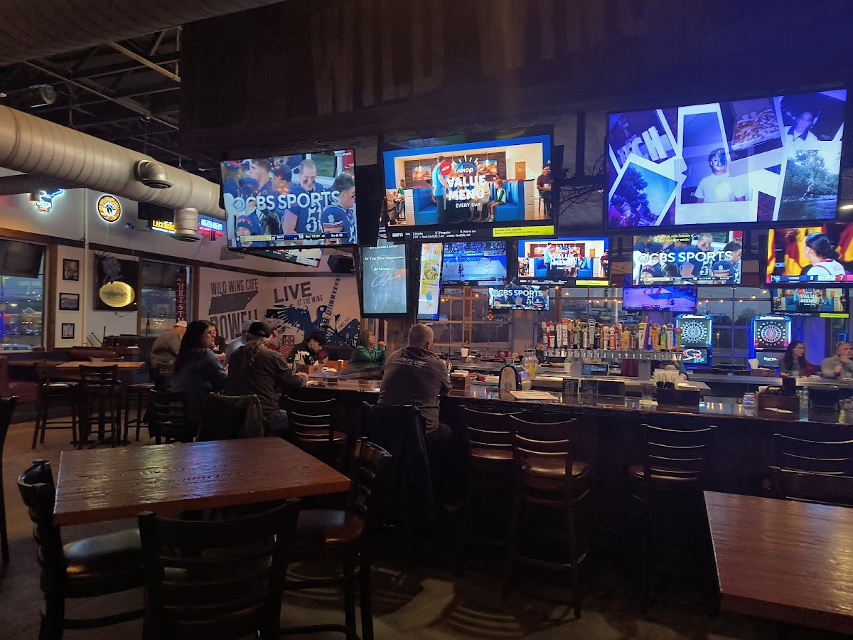 Wild Wing Cafe Interior Photo - Wild Wing Cafe Chicken in Farragut, TN